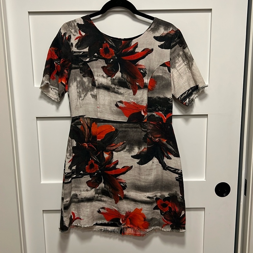 White Lotus inspo linen dress by Oakley size 42